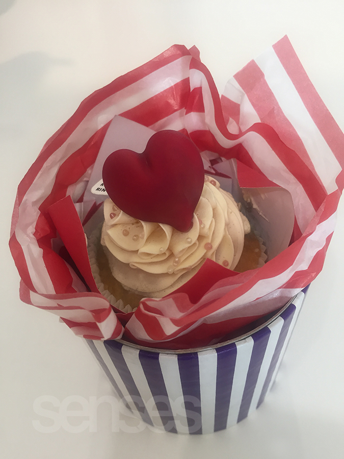 Gift Hampers for Her – Give Her Something Special!